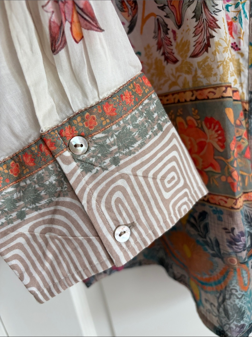 Natural Life Lightweight Floral Cotton Patchwork style button front blouse M - Picture 8 of 11
